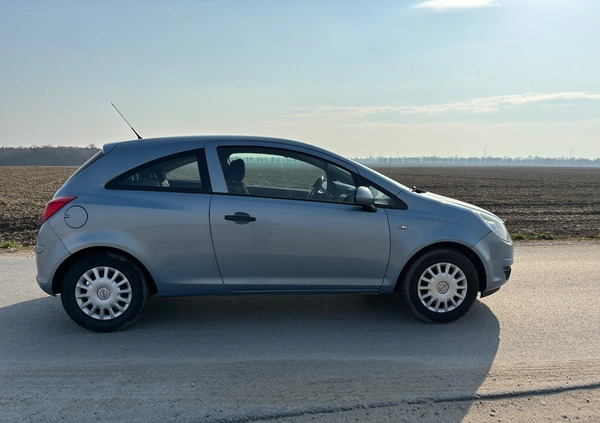 Opel Corsa cena 8900 przebieg: 202000, rok produkcji 2009 z Wasilków małe 67